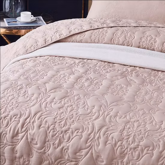 Ultrasonic Embossing Home Use Wholesale King Size Chinese Sets Competitive Price Baby and Adult Luxury Fabric Cotton Summer or Winter Quilted Bedding Bedspread